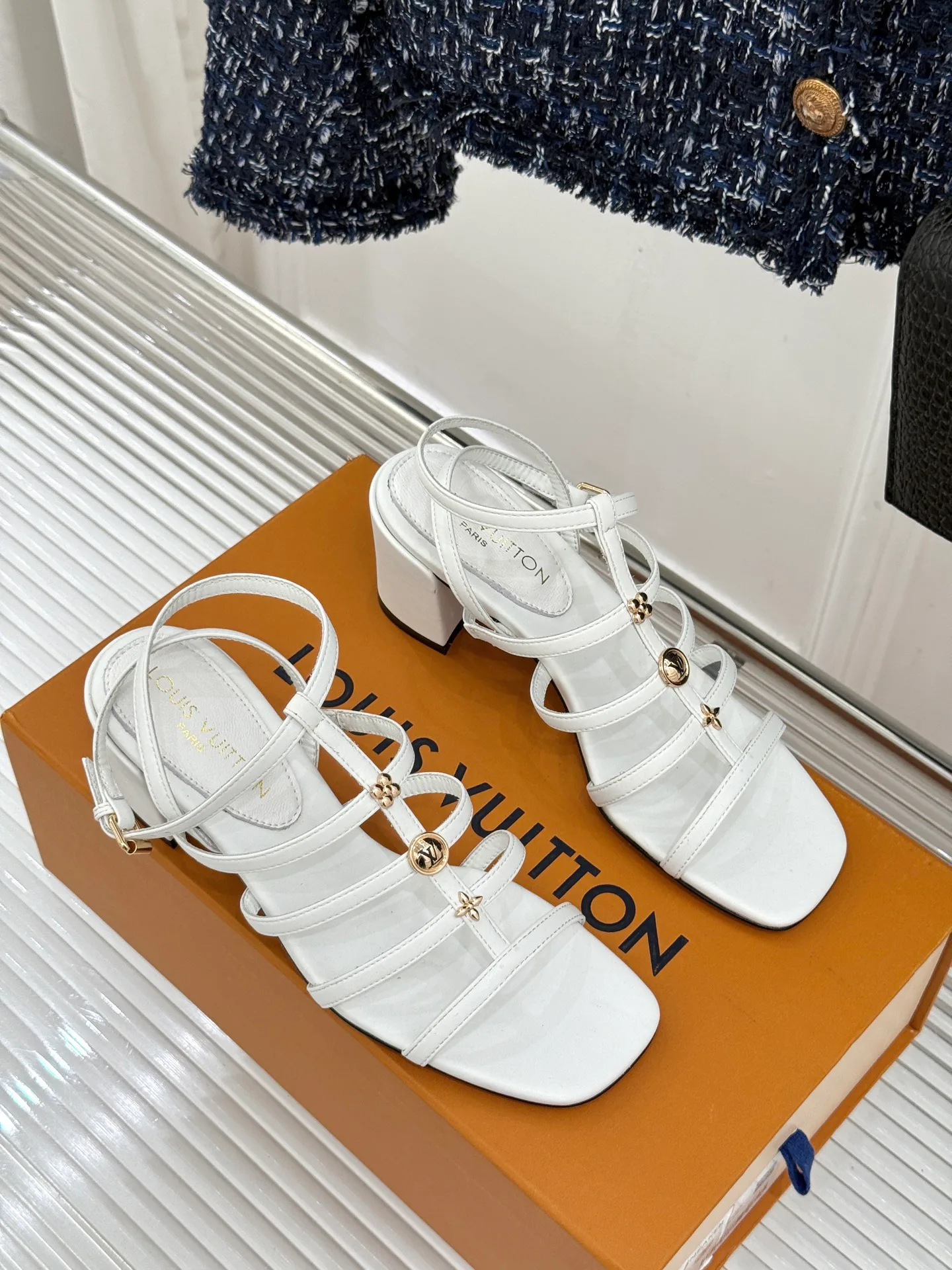 Women's Open-Toe Sandals LOUIS VUITTON 17234887