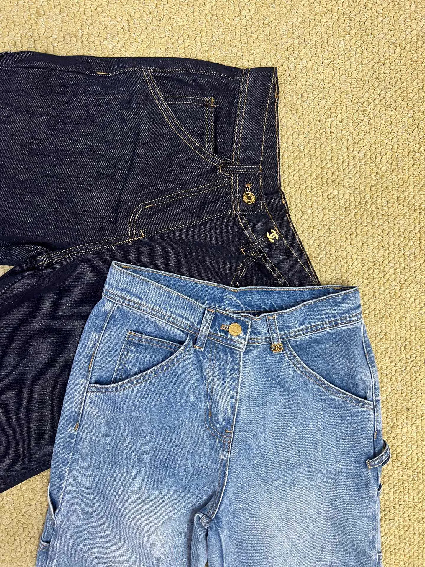 Women's Jeans CHANEL 18363364