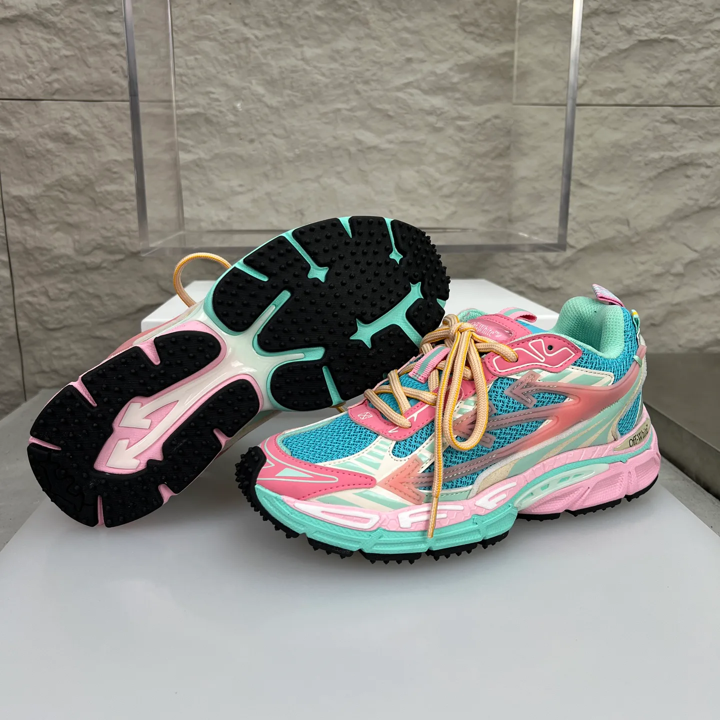 Women's Sneakers OFF-WHITE 18351529