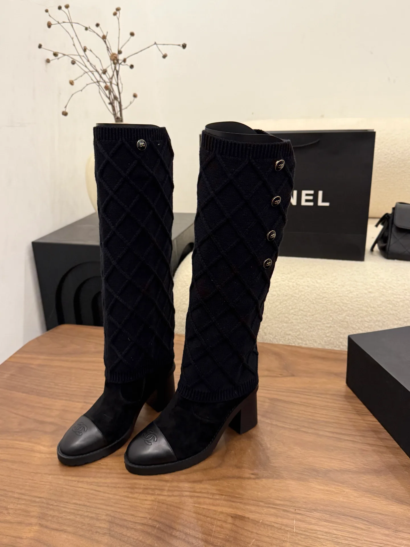 Women's Boots CHANEL 18323403