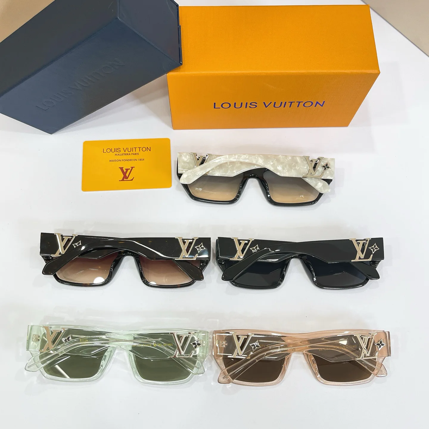 Glasses LOUIS VUITTON 17495878