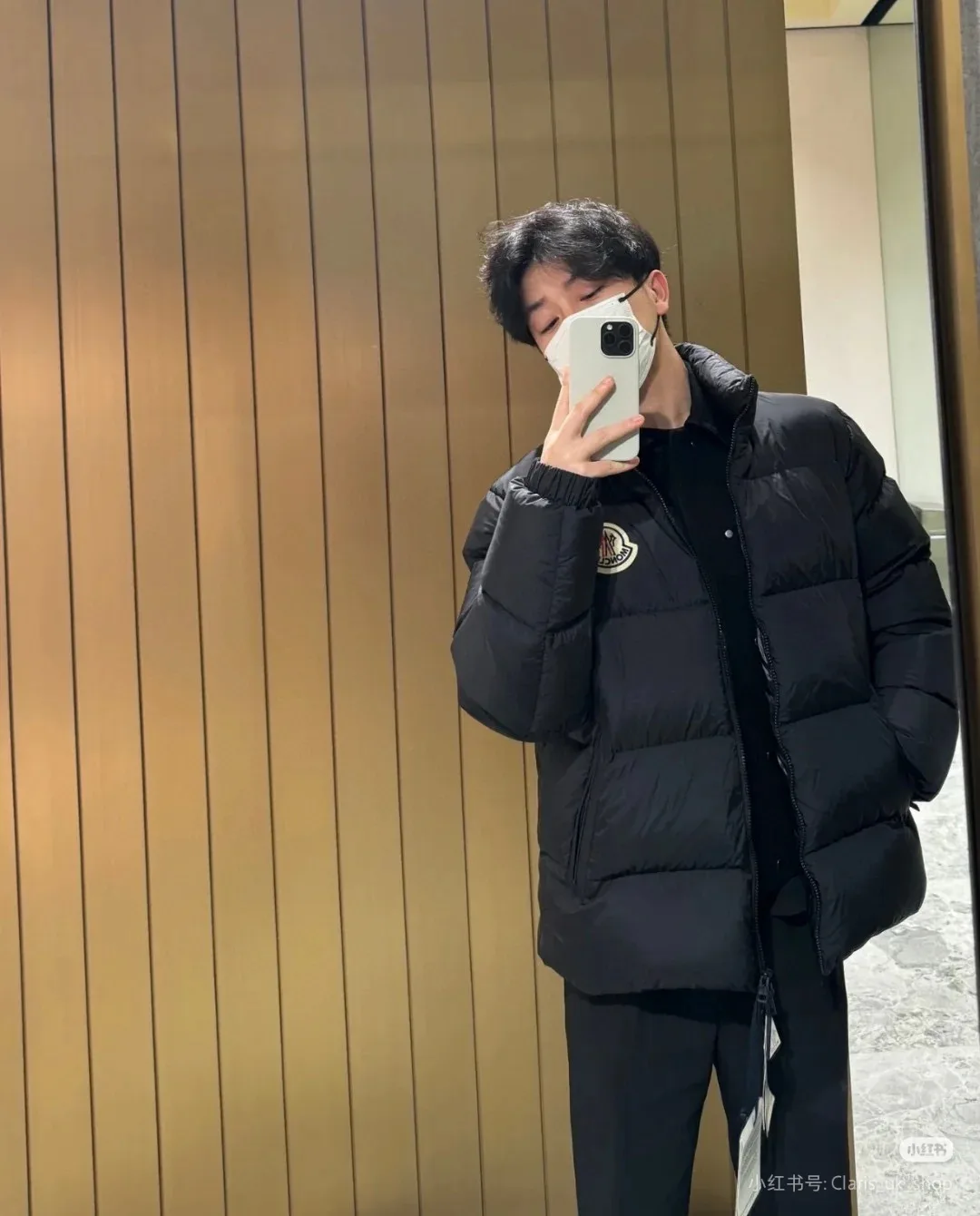 Women's Jackets And Down Jackets MONCLER 18044430