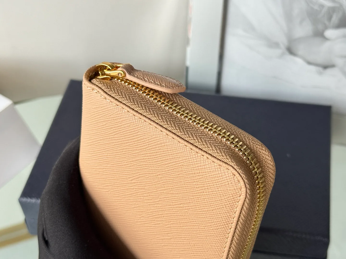 Women's Clutches PRADA 17999885