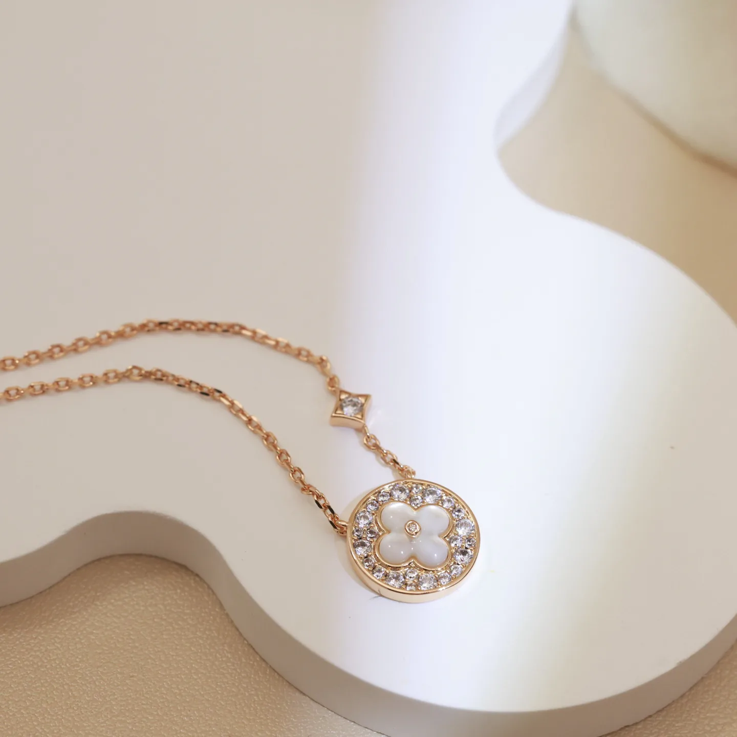 Jewelry LOUIS VUITTON 17420536