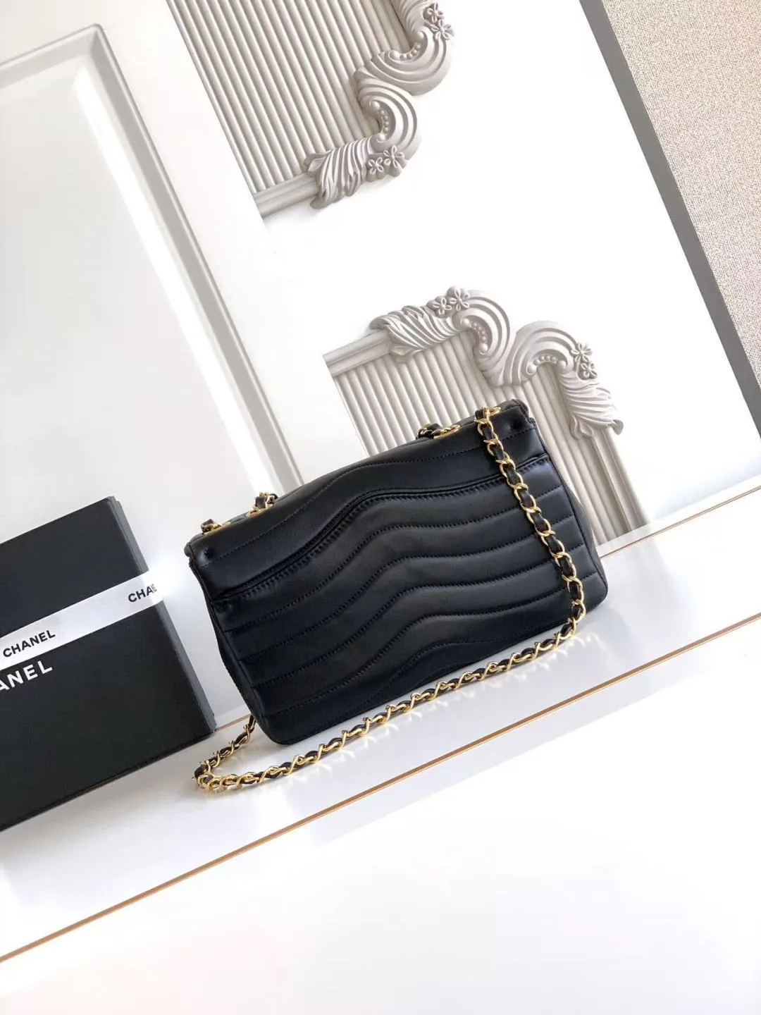 Women's Classic Handbags CHANEL 18058120