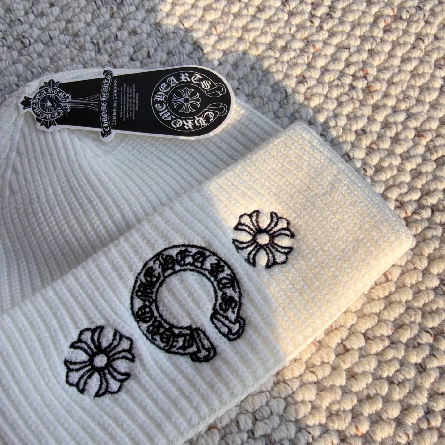 Hats CHROME HEARTS 18450138