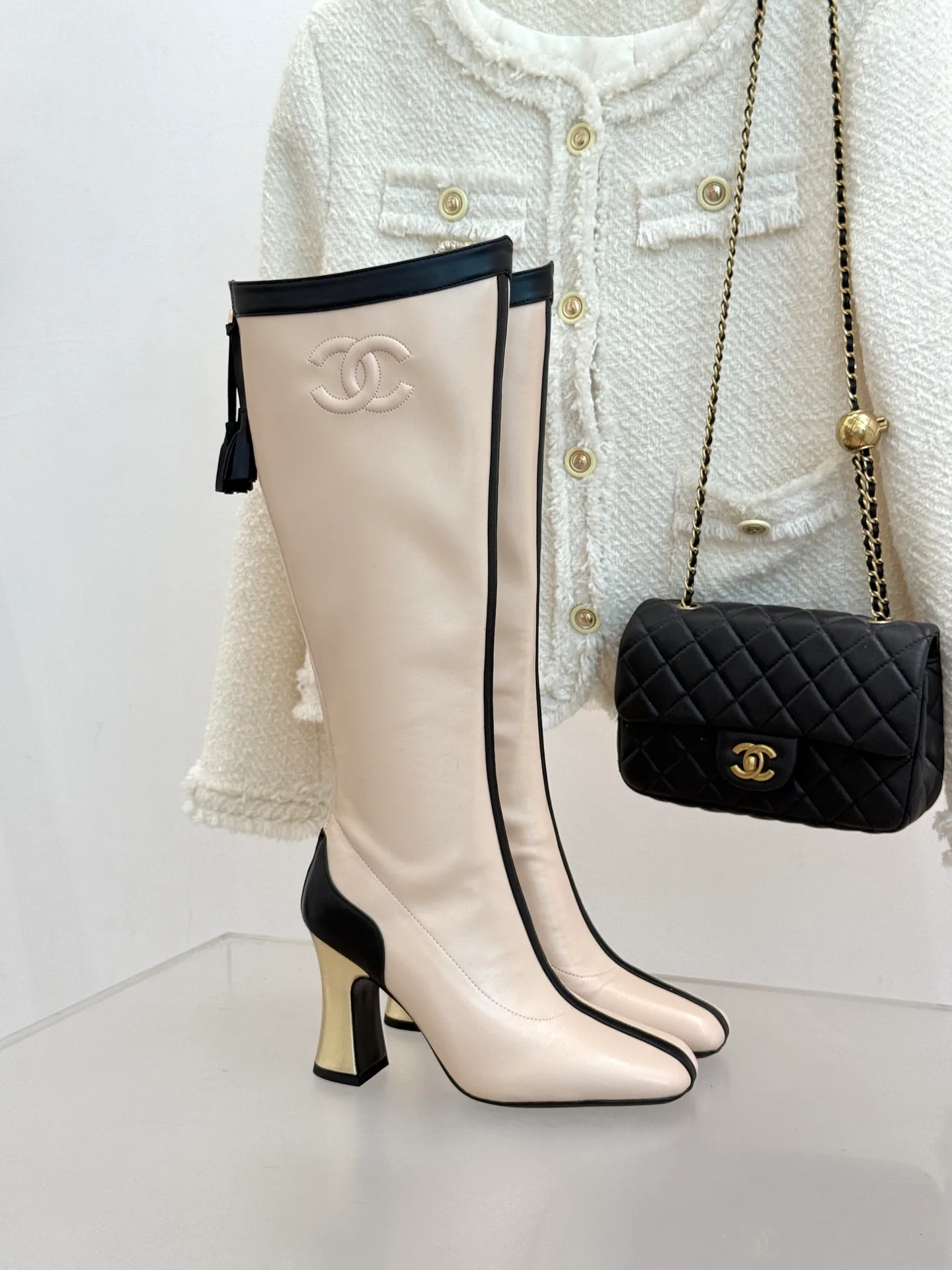 Women's Boots CHANEL 17406173