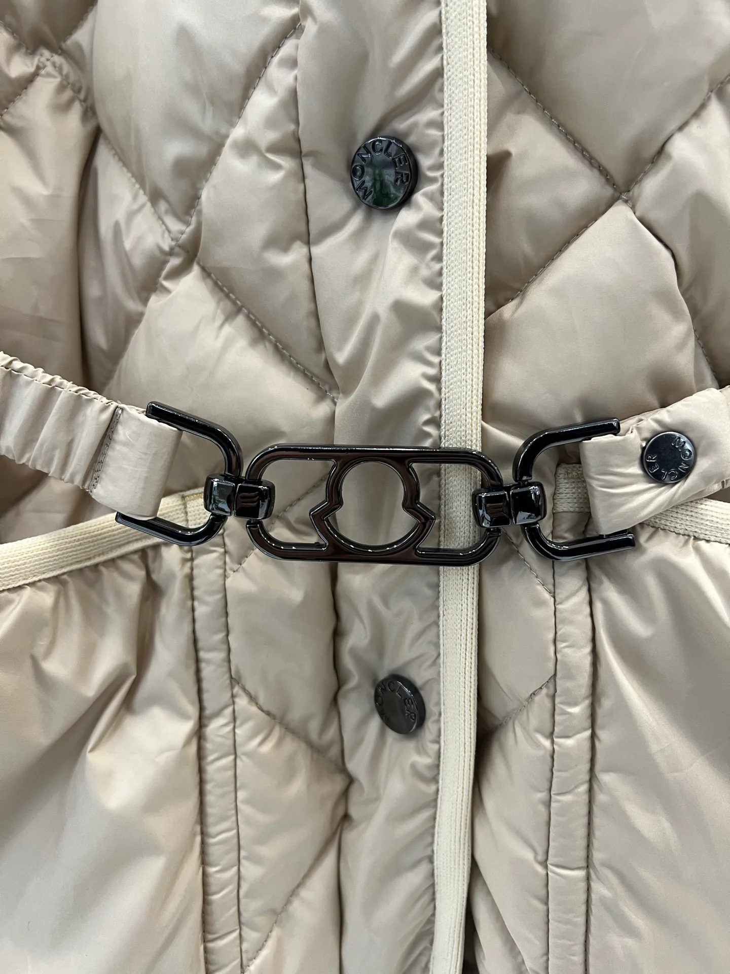 Men's Jackets And Down Jackets MONCLER 18231457