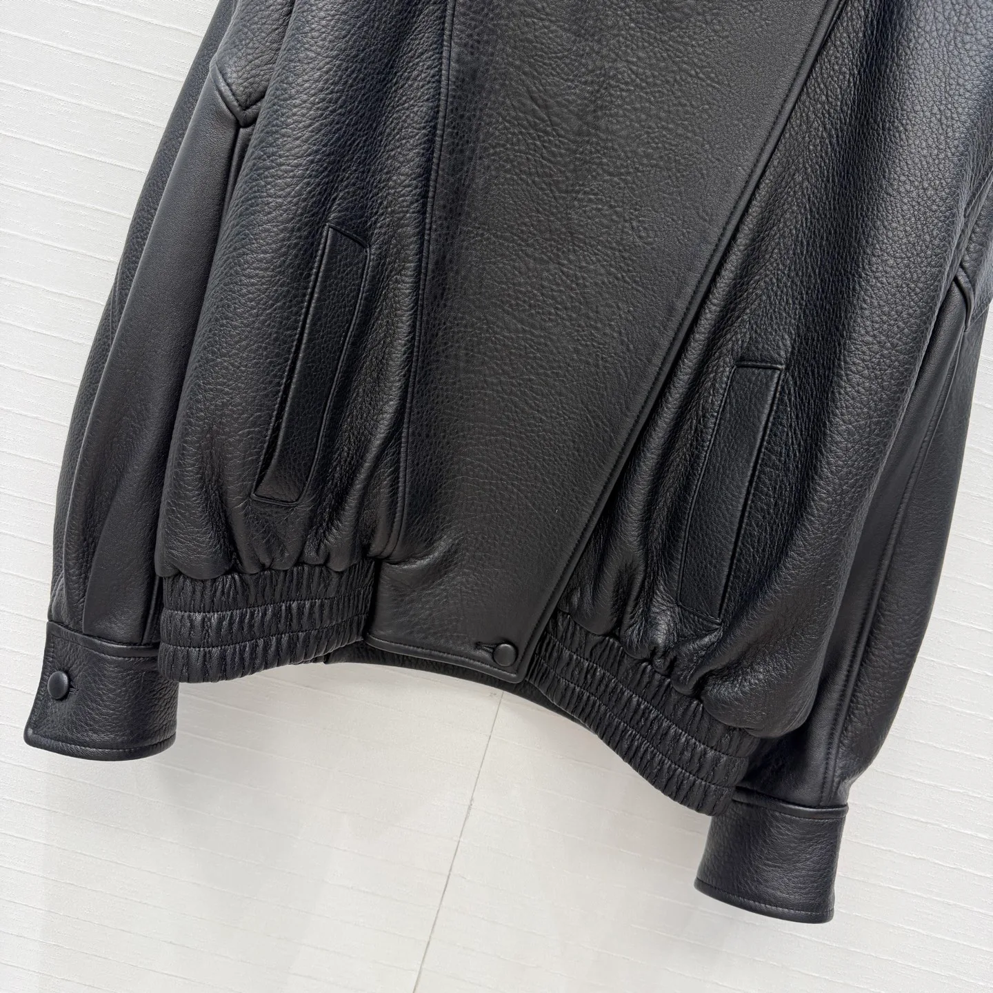 Women's Leather Jackets And Sheepskin Coats SAINT LAURENT 18115232