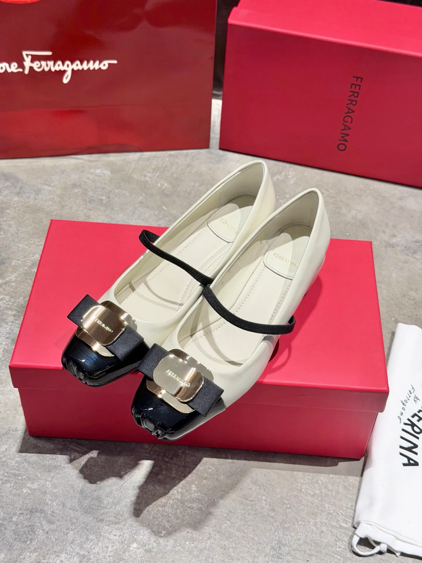 Women's Heels SALVATORE FERRAGAMO 17642553