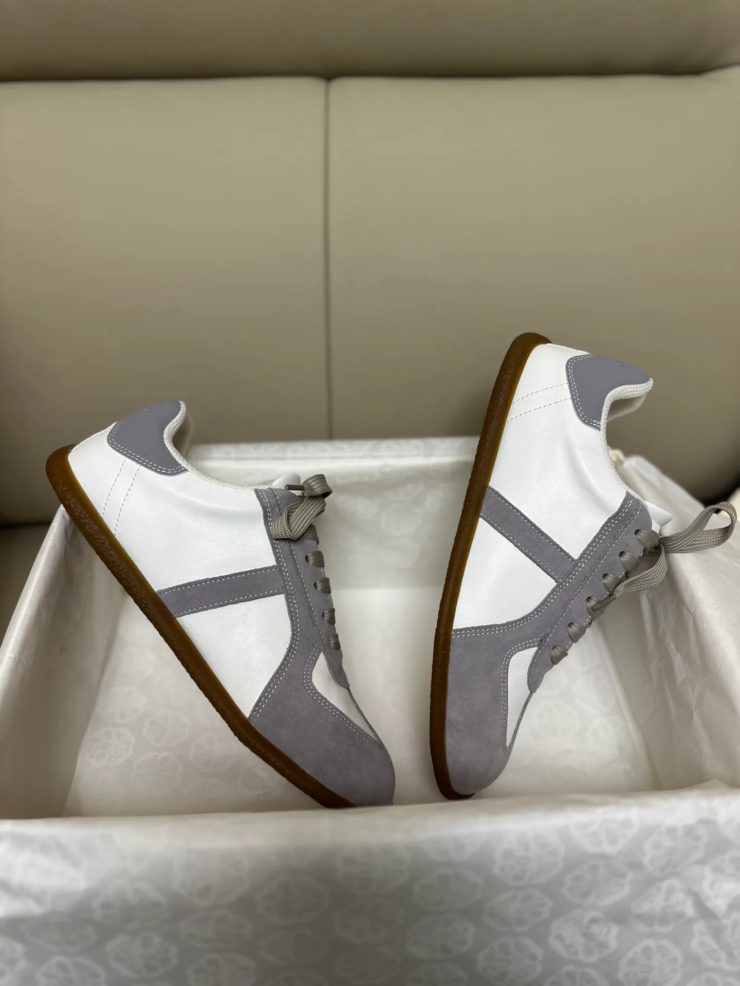 Кроссовки Женские Alexander Mcqueen 18616769