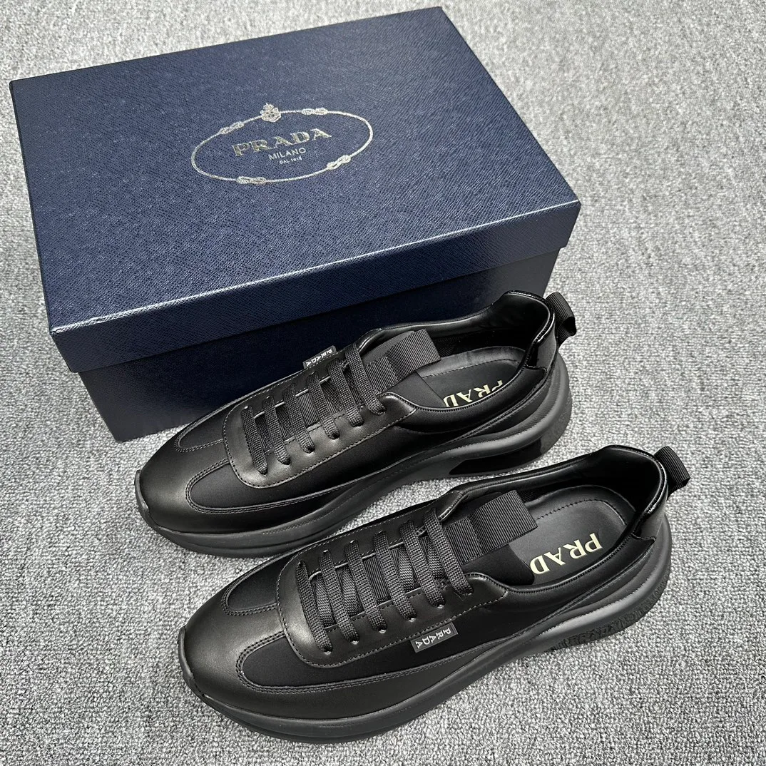 Men's Sneakers PRADA 18076350