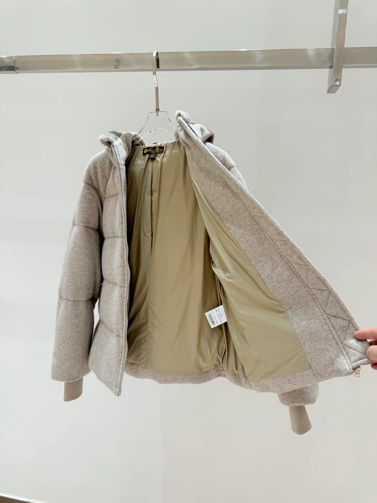 Women's Jackets And Down Jackets LORO PIANA 18082729