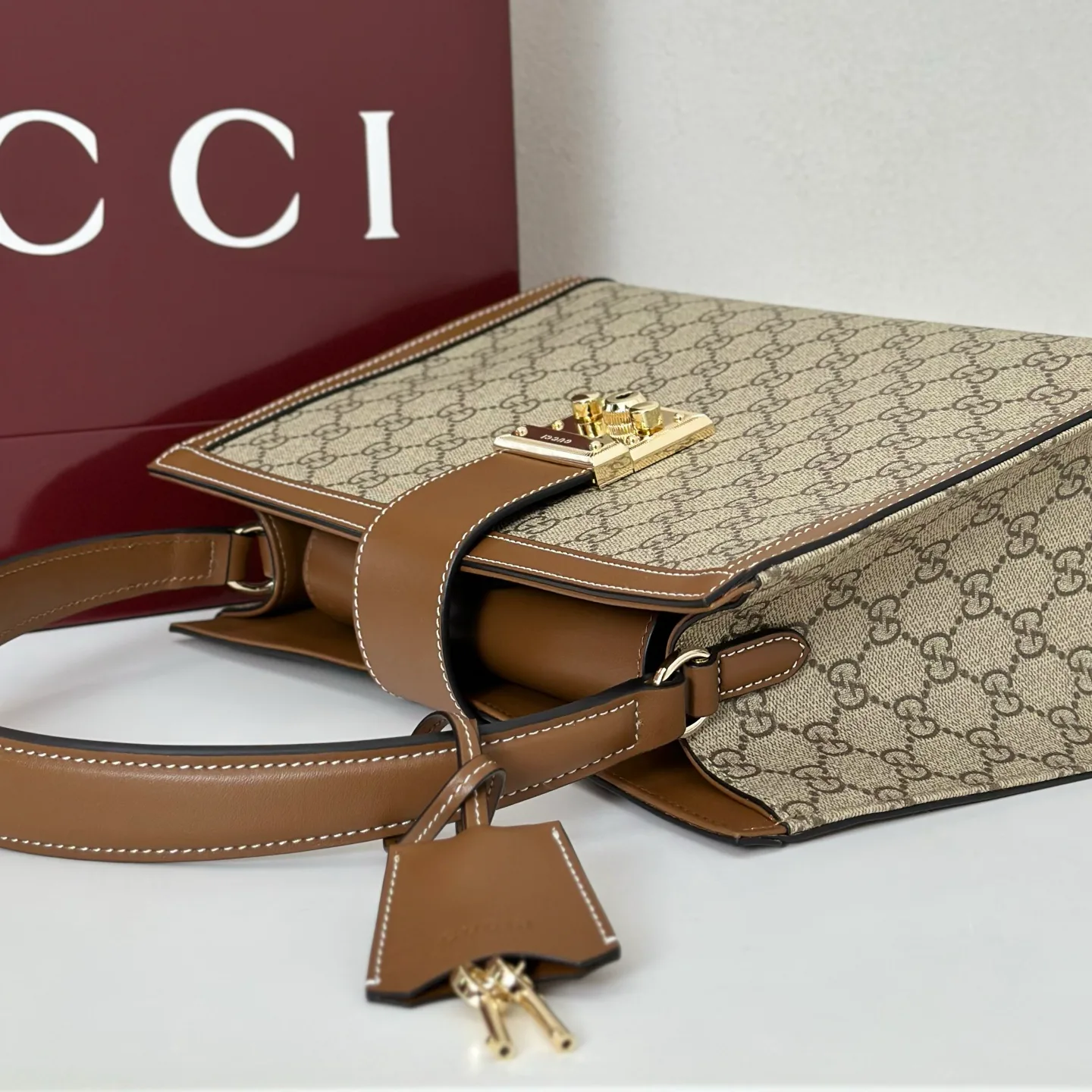Women's Classic Handbags GUCCI 18361915