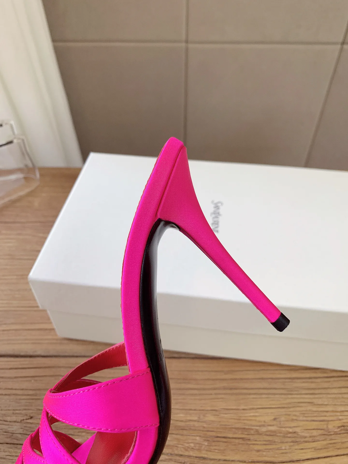 Women's Open-Toe Sandals SAINT LAURENT 17803536