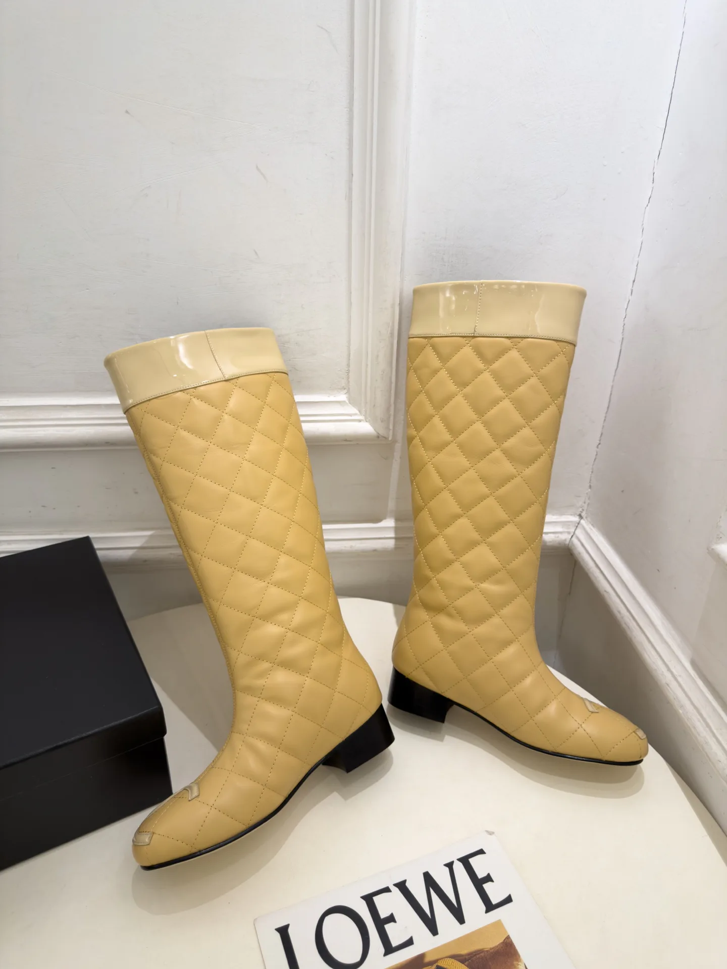 Сапоги Женские Chanel 18610809