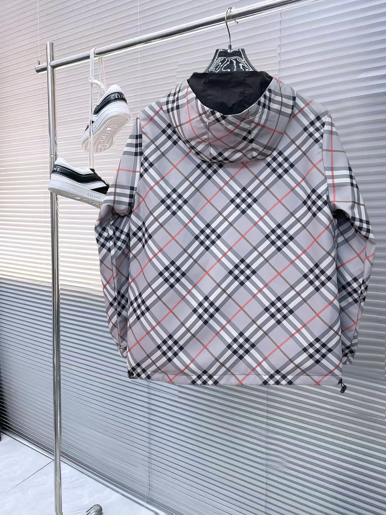 Men's Jackets And Down Jackets BURBERRY 17966725