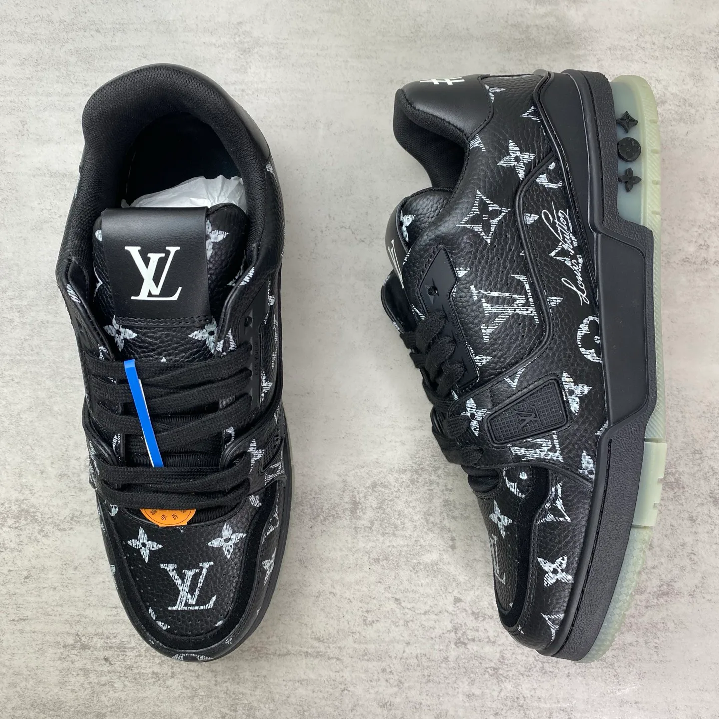 Men's Sneakers LOUIS VUITTON 17818940