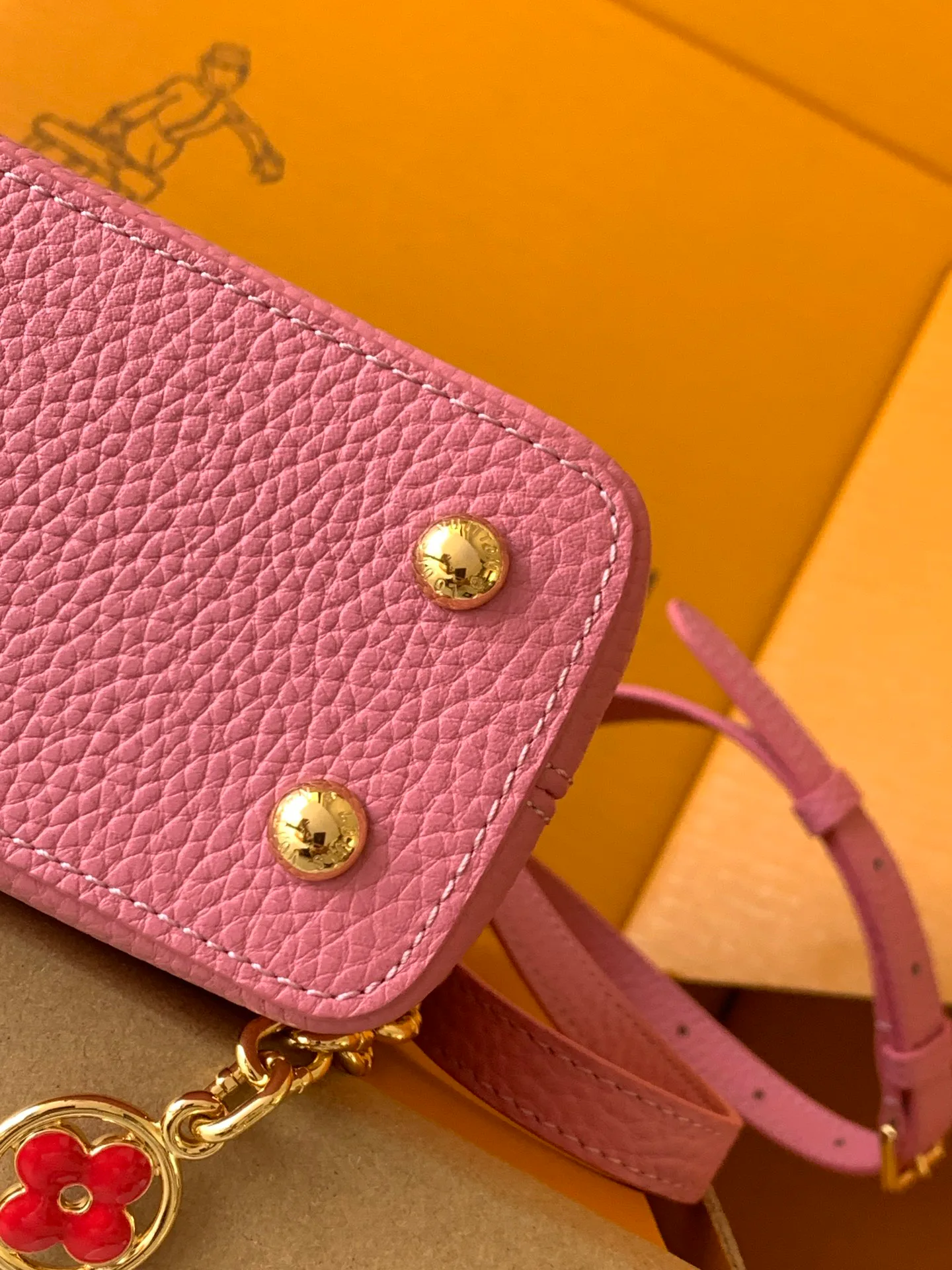 Women's Classic Handbags LOUIS VUITTON 18520890