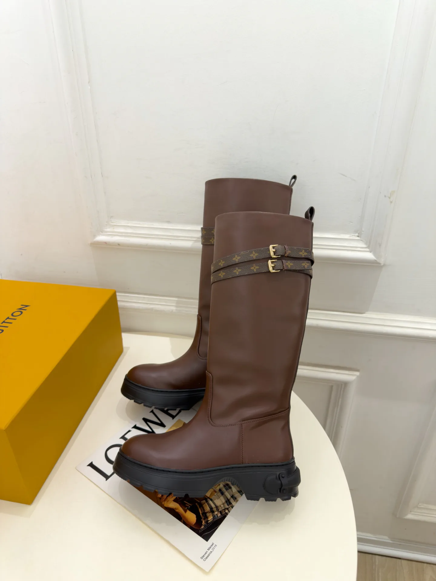 Women's Boots LOUIS VUITTON 18370298