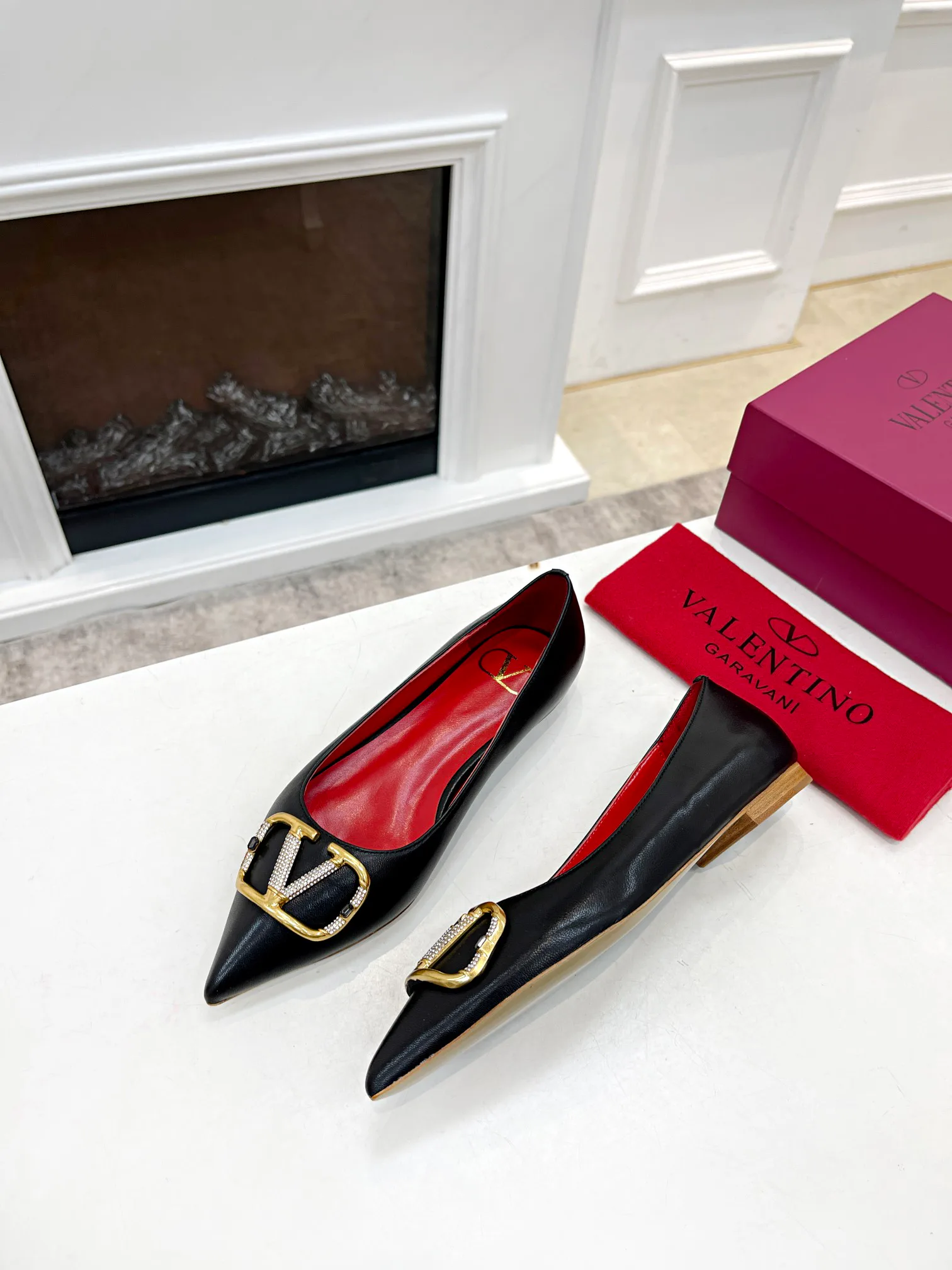 Women's Heels VALENTINO 17956845