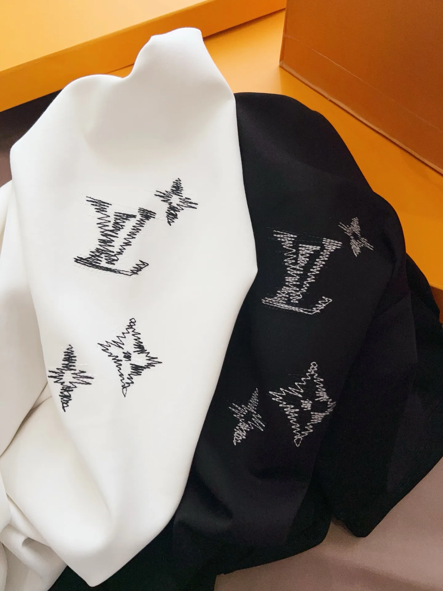 Men's T-Shirts LOUIS VUITTON 17973361