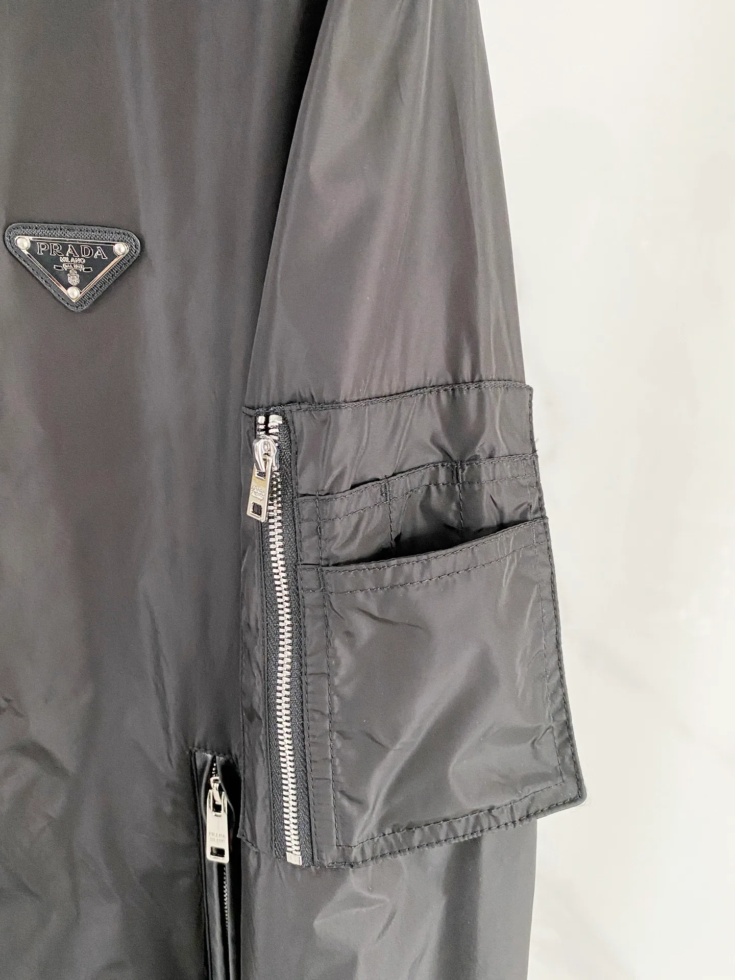 Men's Jackets And Down Jackets PRADA 18140248