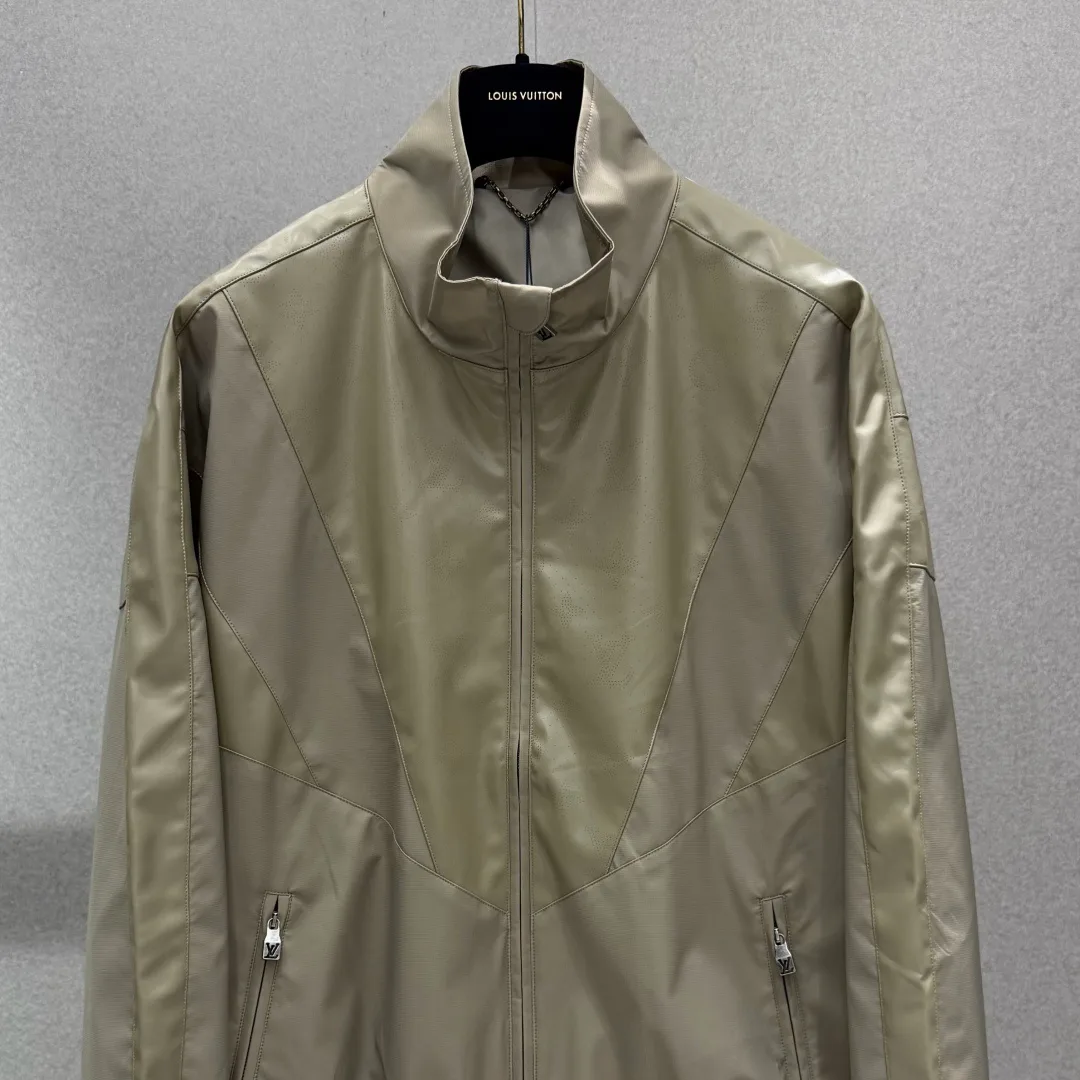 Men's Jackets And Down Jackets LOUIS VUITTON 17548749