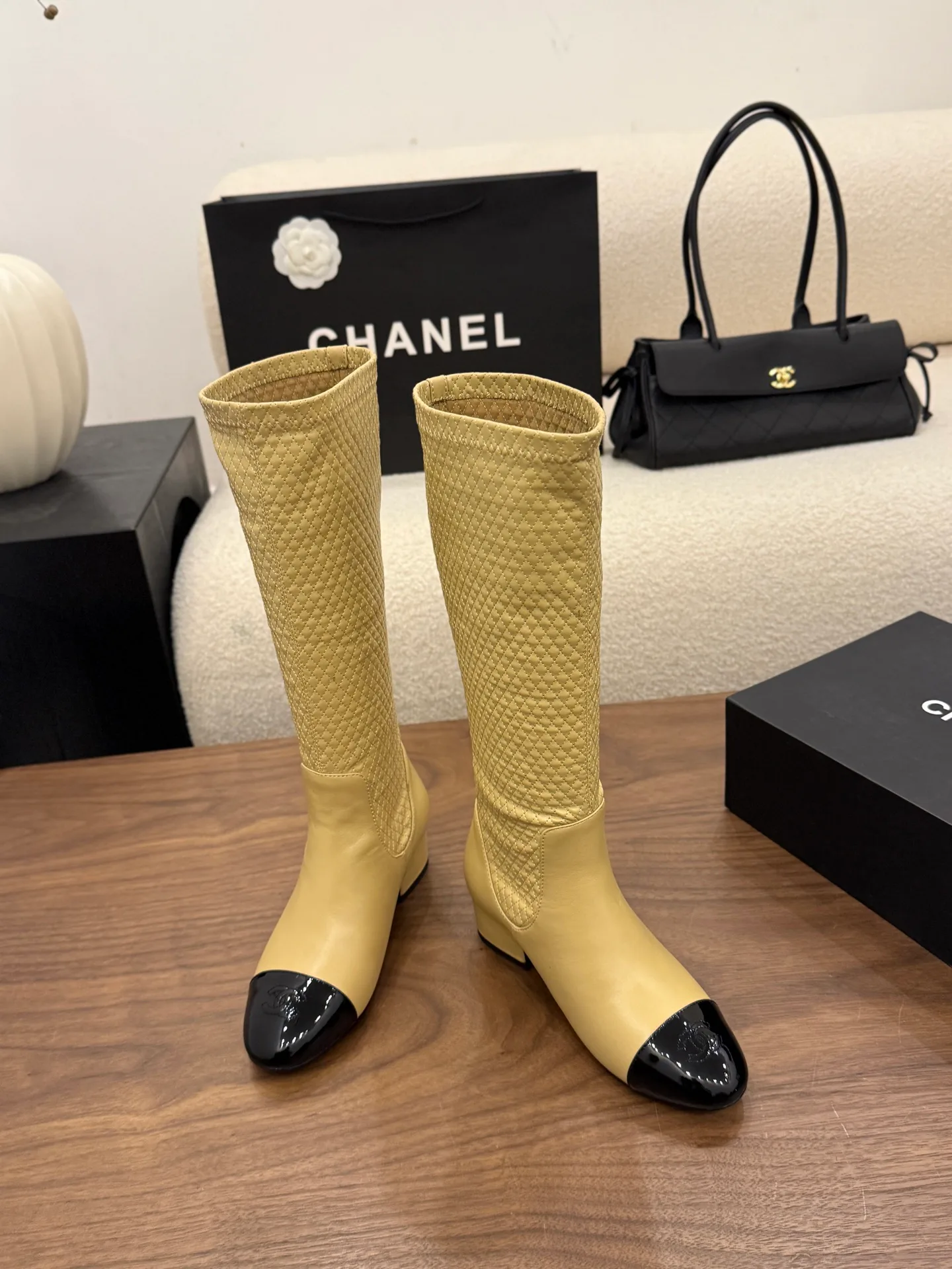 Women's Boots CHANEL 18534776
