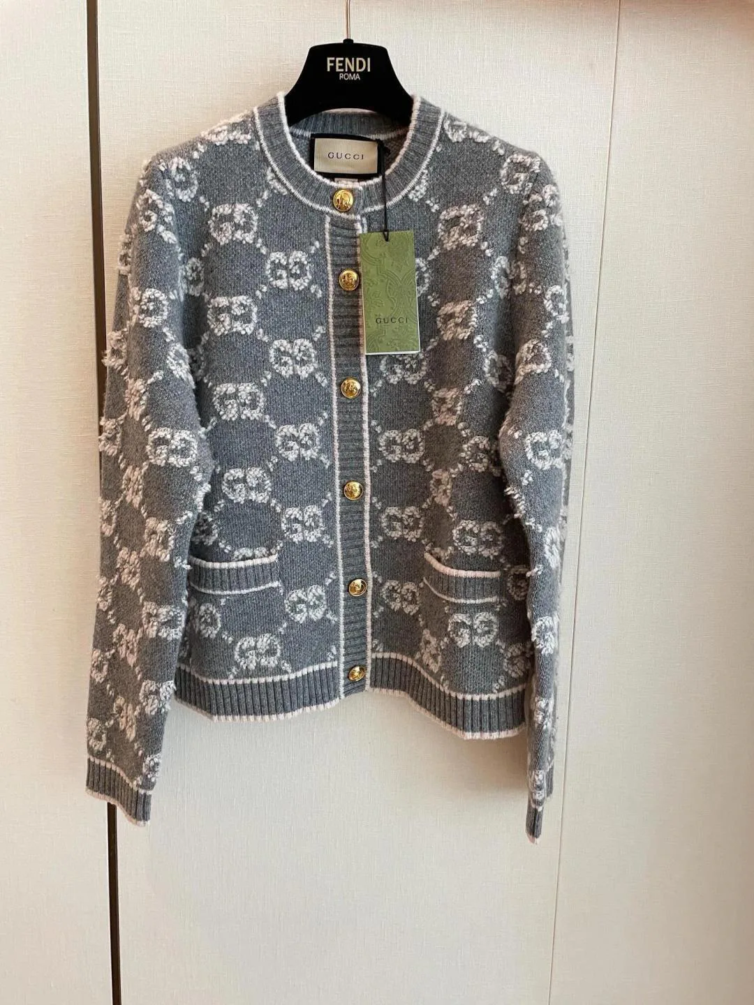 Women's Jumpers And Sweaters GUCCI 17952956