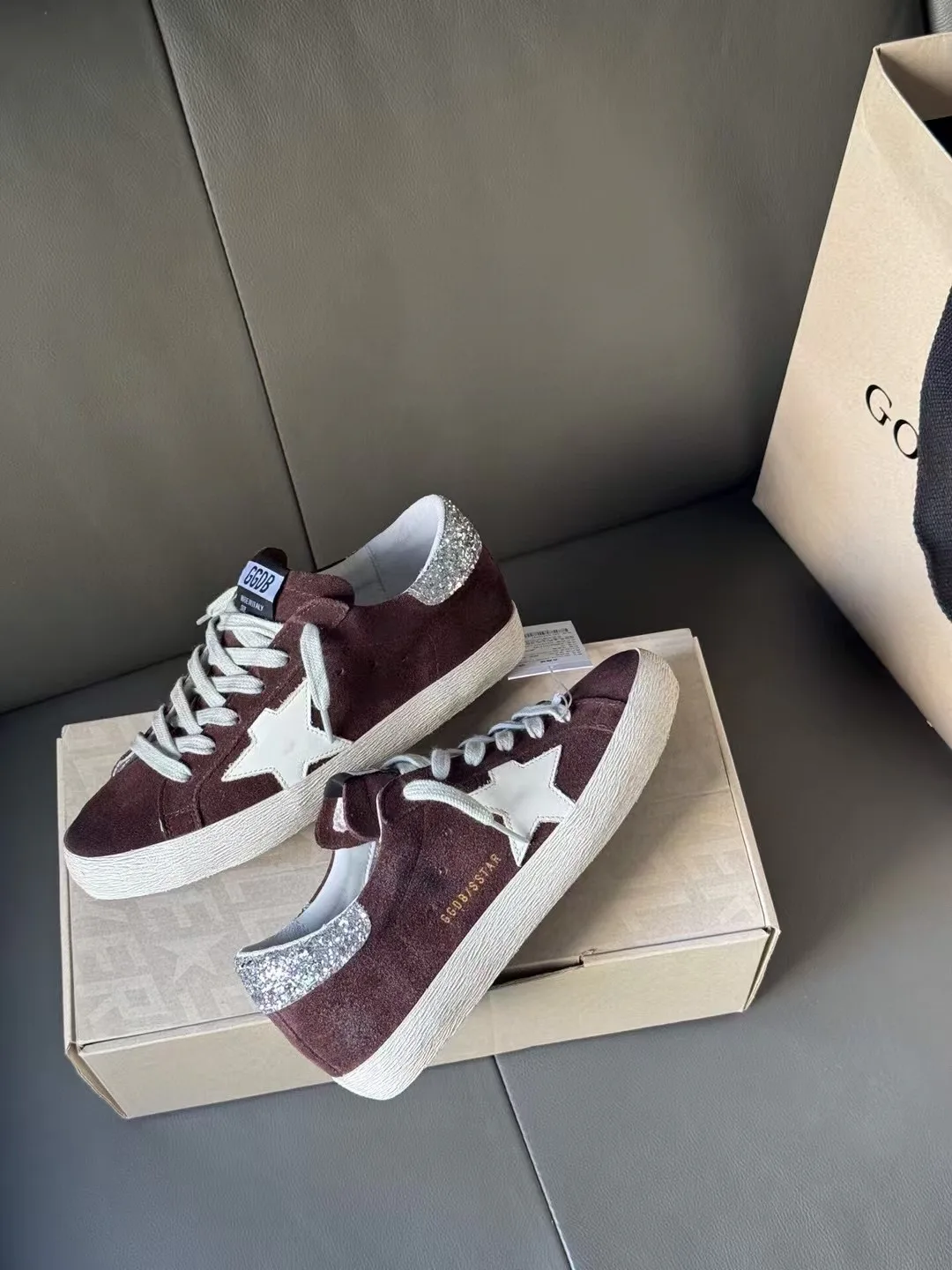 Women's Sneakers GOLDEN GOOSE 18265603