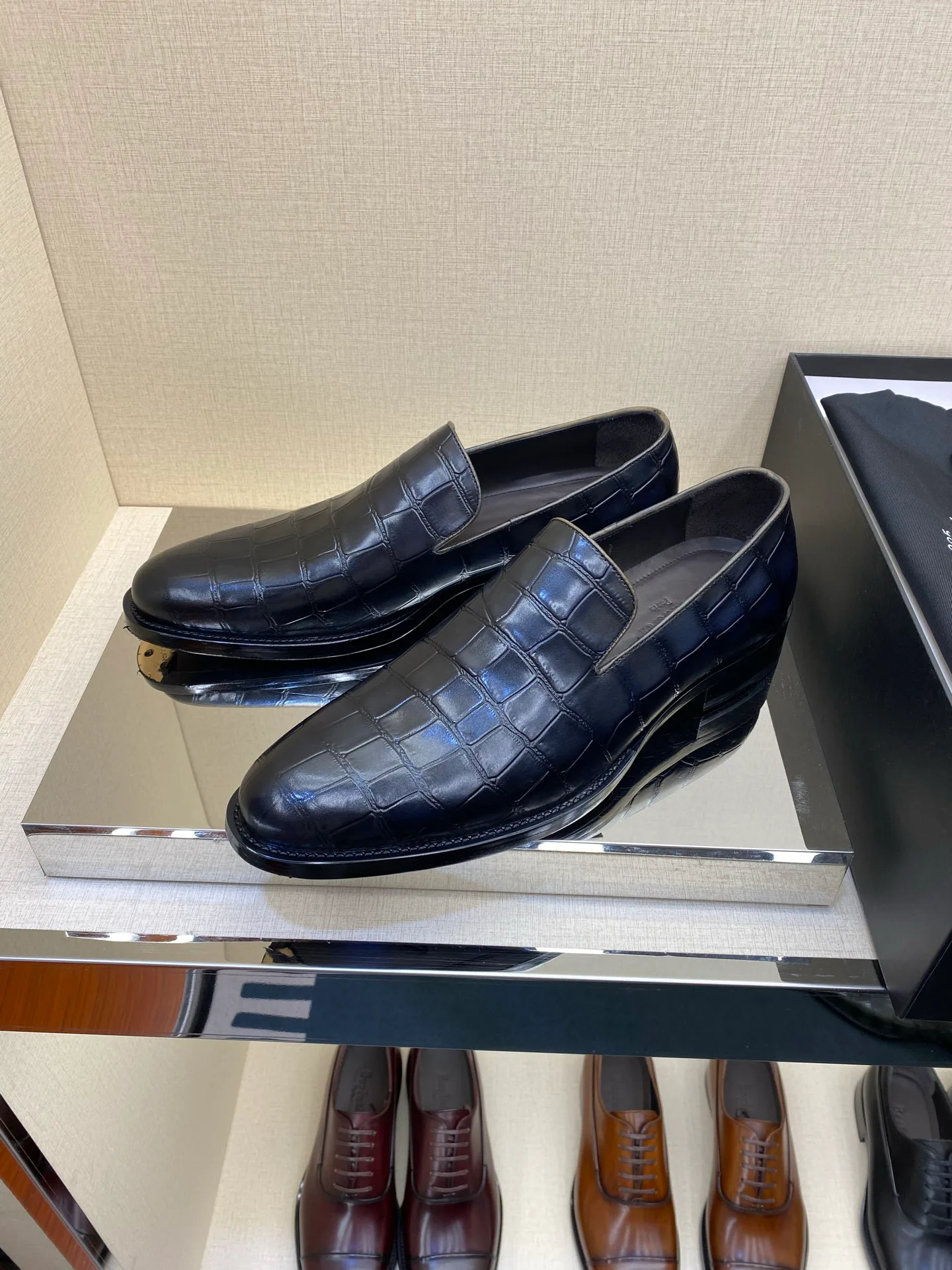 Men's Loafers And Dress Shoes BERLUTI 17971791