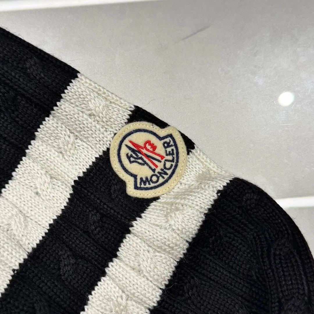 Men's Jackets And Down Jackets MONCLER 17418472