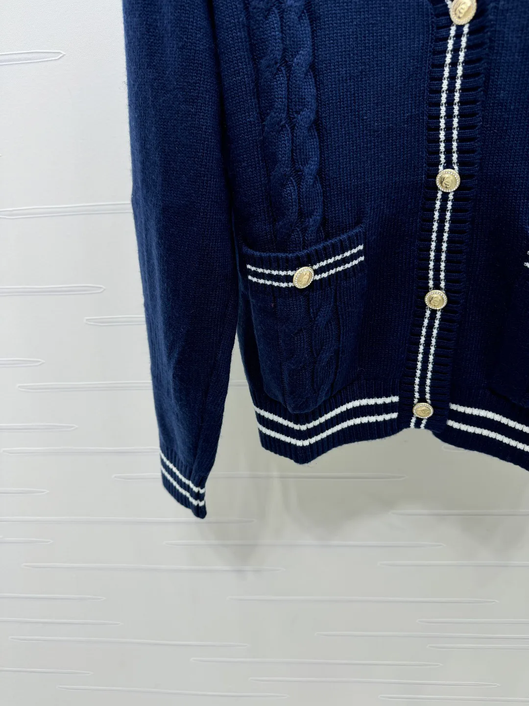Women's Jumpers And Sweaters CHANEL 18333068