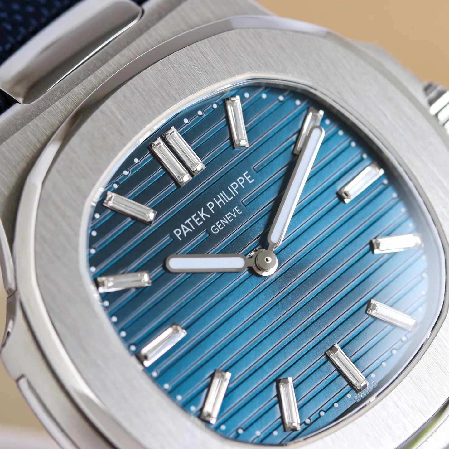 Women's Watches PATEK PHILIPPE 17471379
