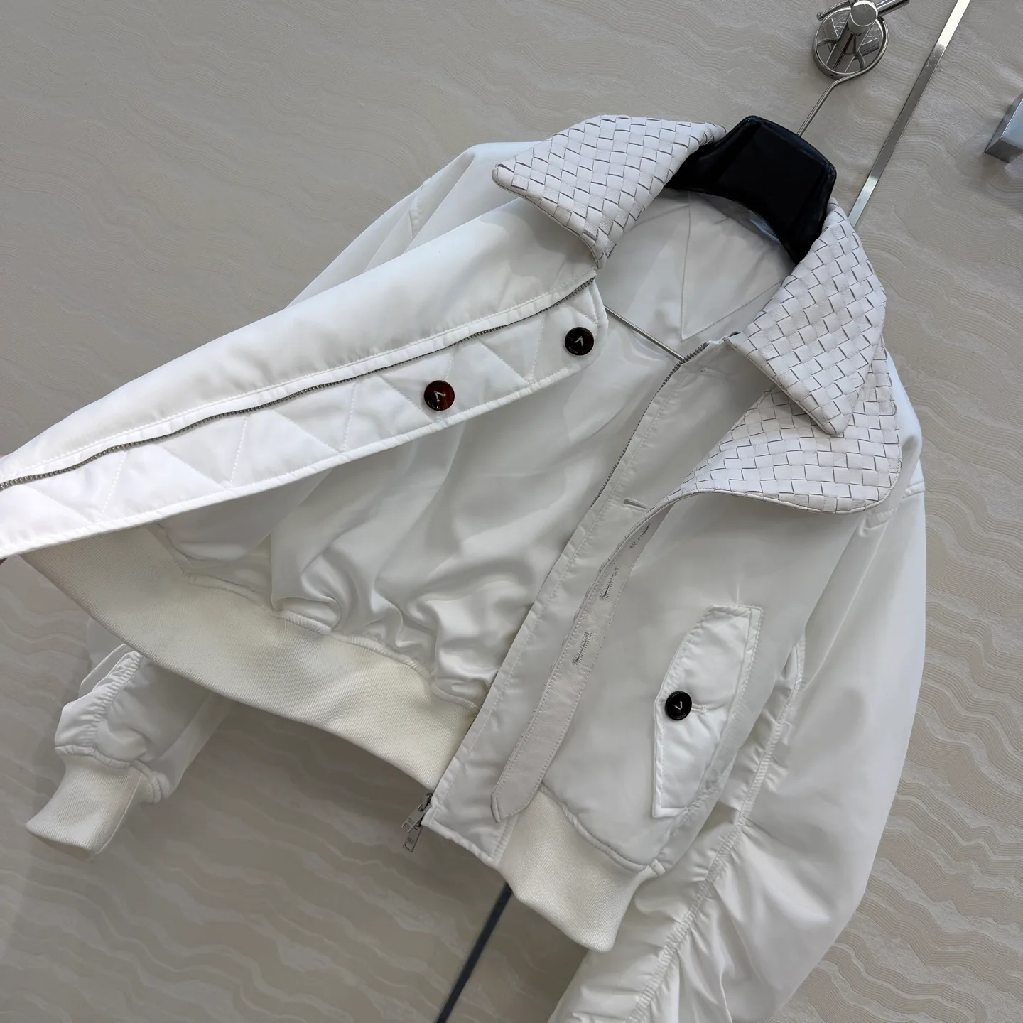 Women's Jackets And Down Jackets BOTTEGA VENETA 18501584
