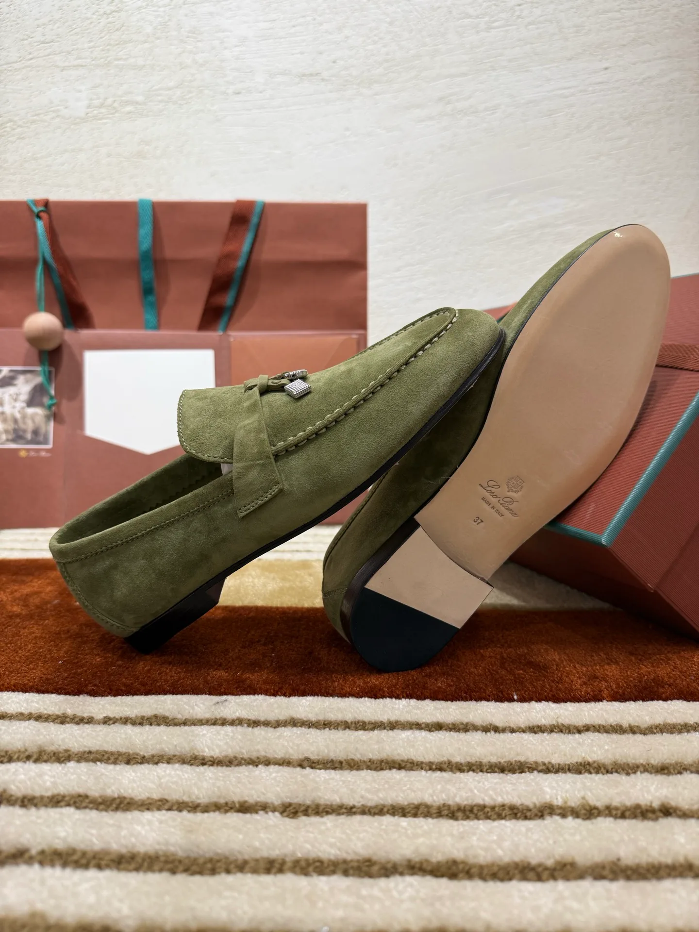 Women's Loafers And Moccasins LORO PIANA 18143196