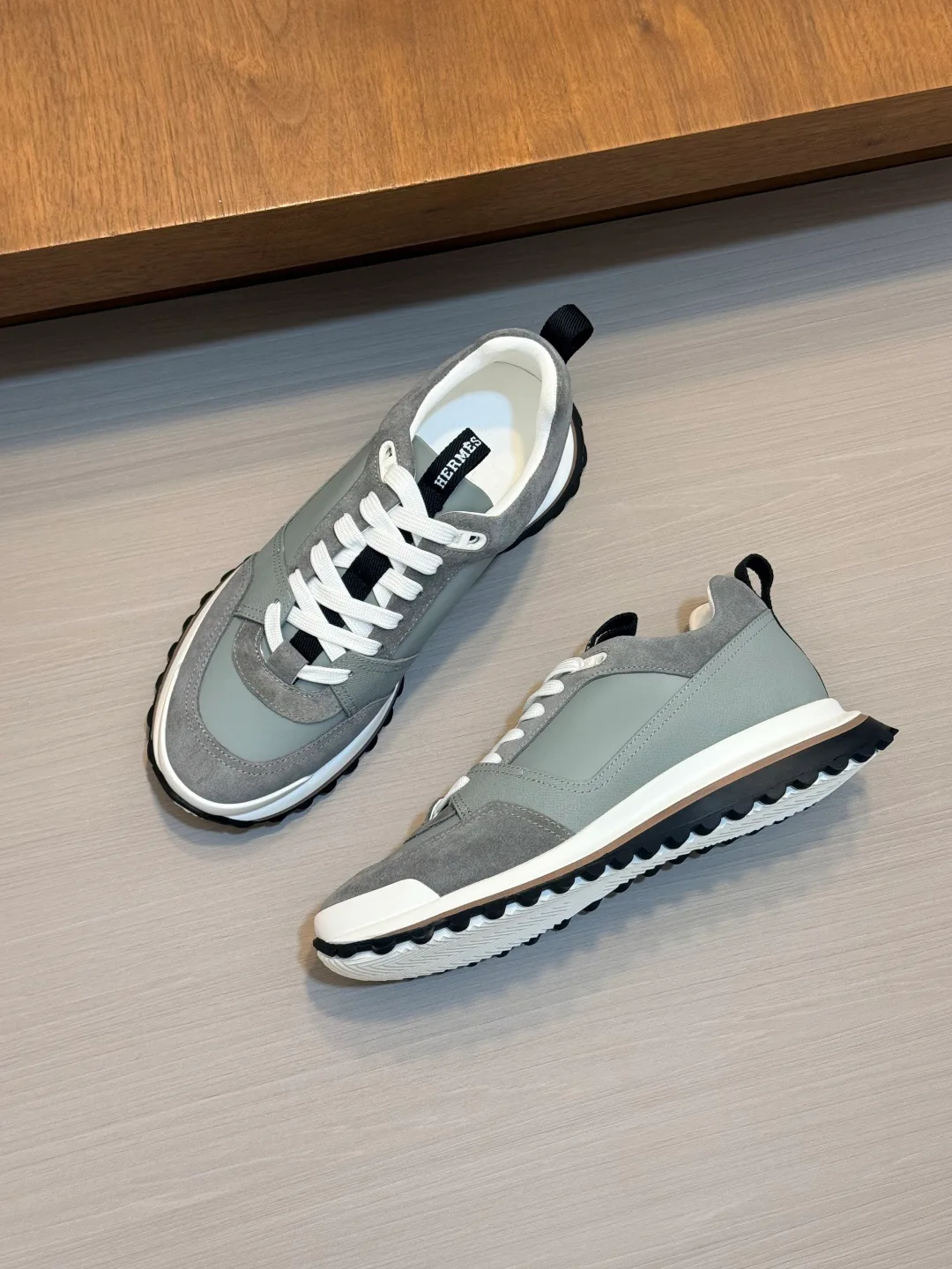 Men's Sneakers HERMES 18055242