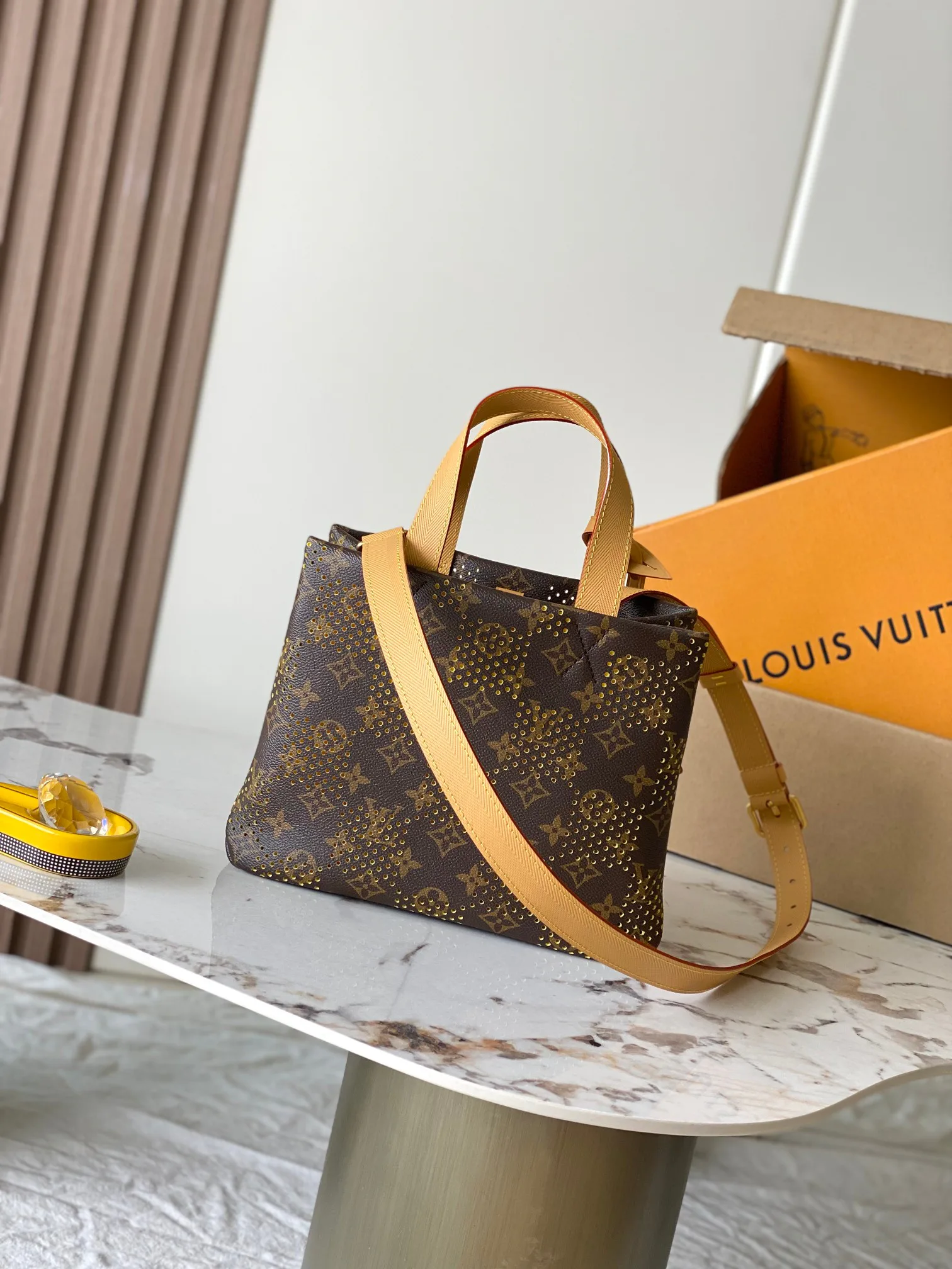 Women's Classic Handbags LOUIS VUITTON 18521086