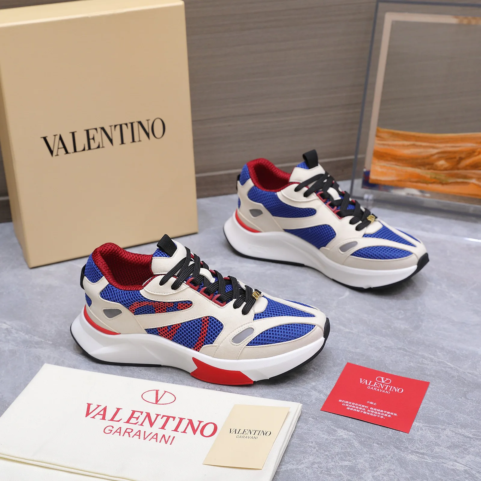 Men's Sneakers VALENTINO 17604592