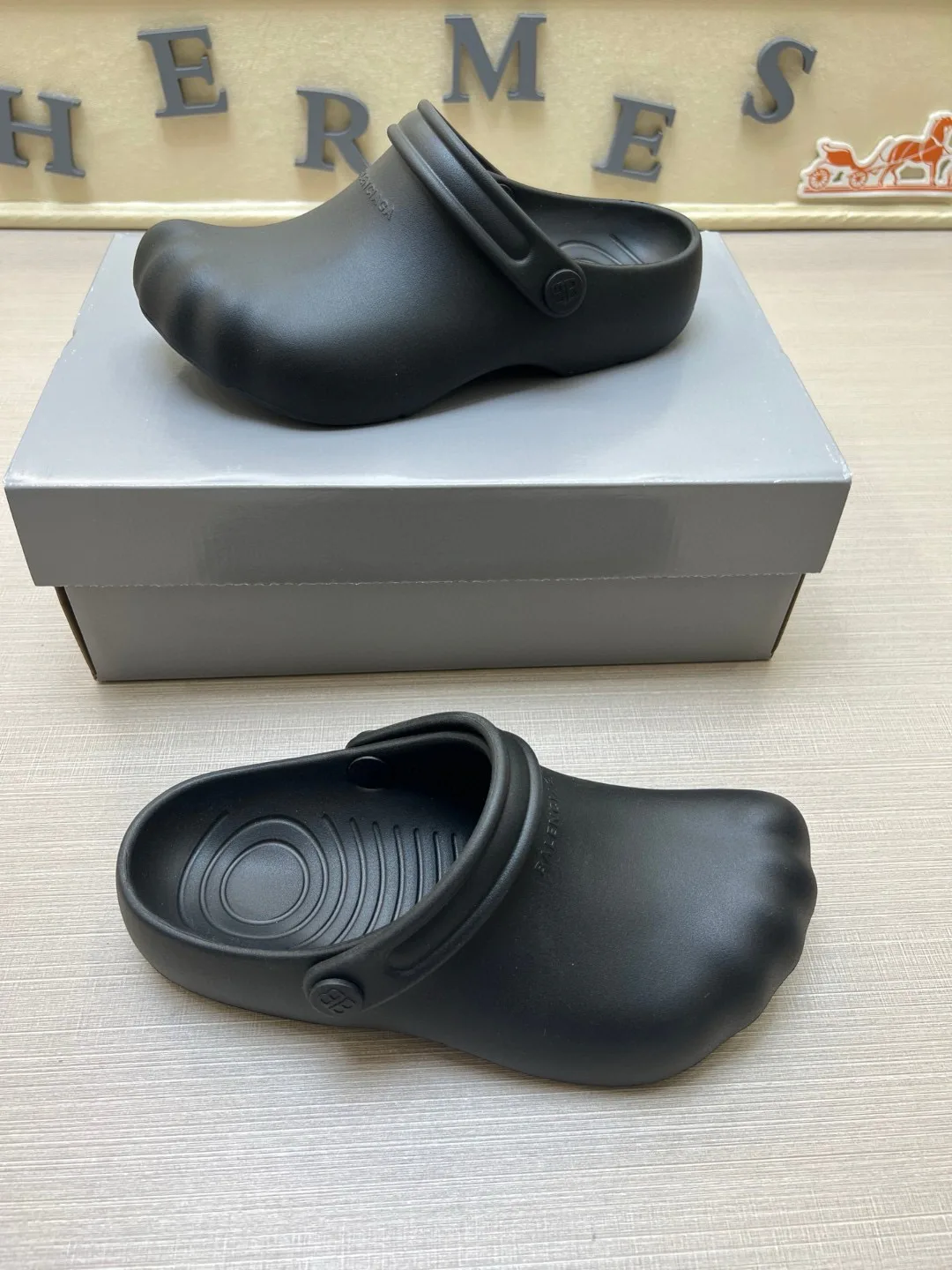 Women's Flip-Flops BALENCIAGA 17078816