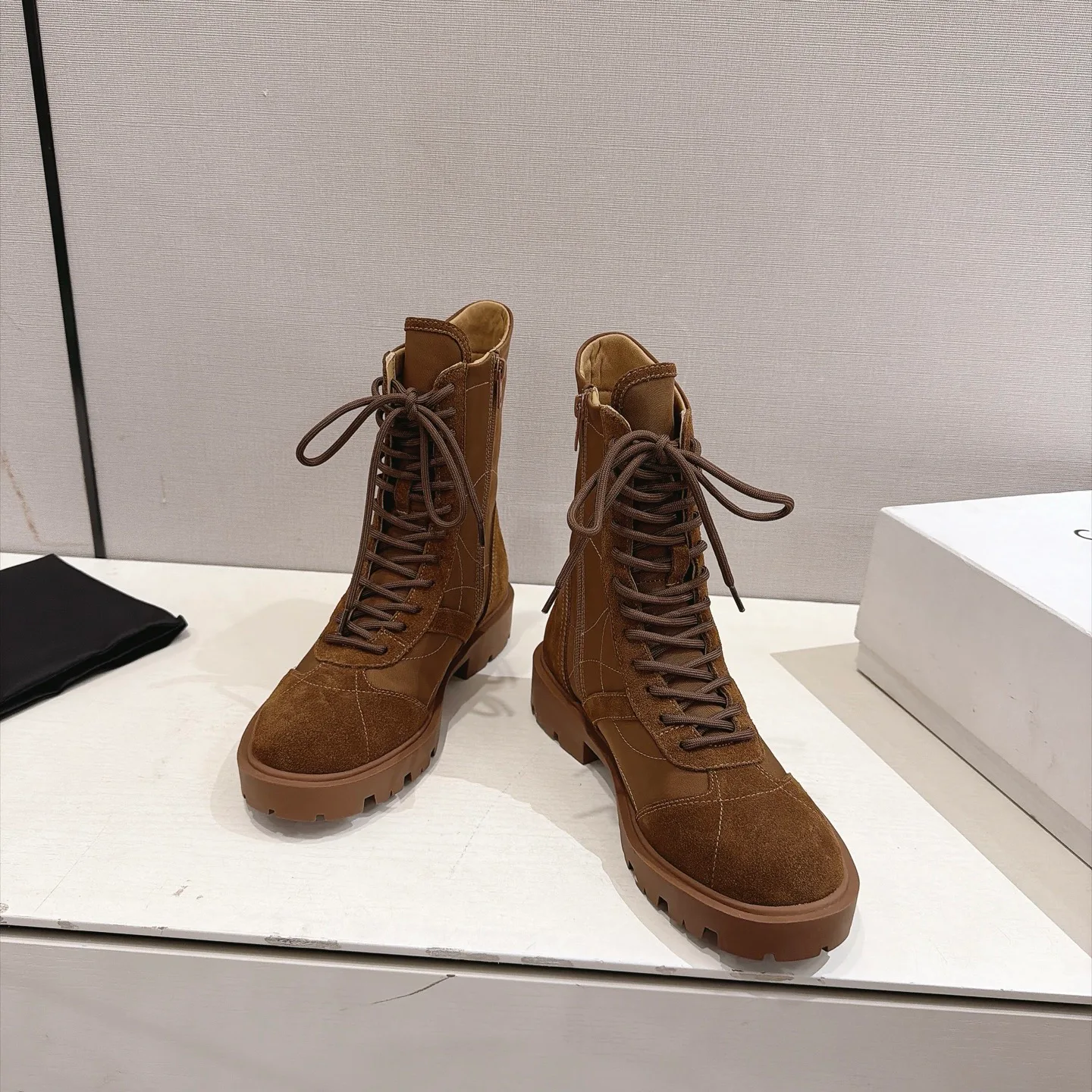 Women's Ankle Boots CELINE 18354608