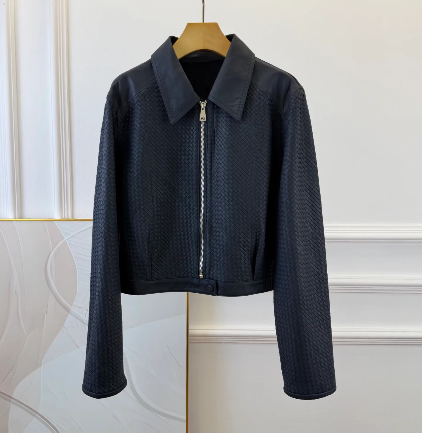 Women's Leather Jackets And Sheepskin Coats BOTTEGA VENETA 18428467