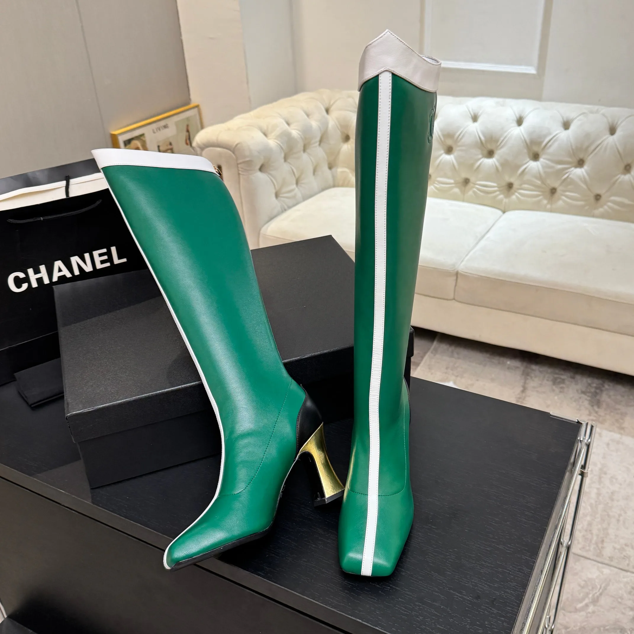 Women's Boots CHANEL 17900001