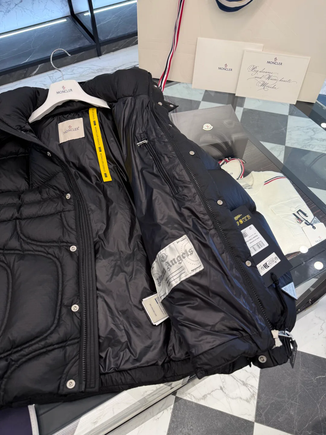 Women's Jackets And Down Jackets MONCLER 18007706