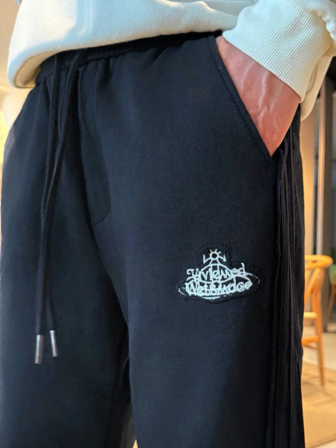 Men's Trousers VIVIENNE WESTWOOD 18345805
