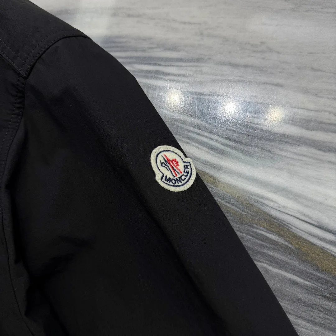Men's Jackets And Down Jackets MONCLER 18327122