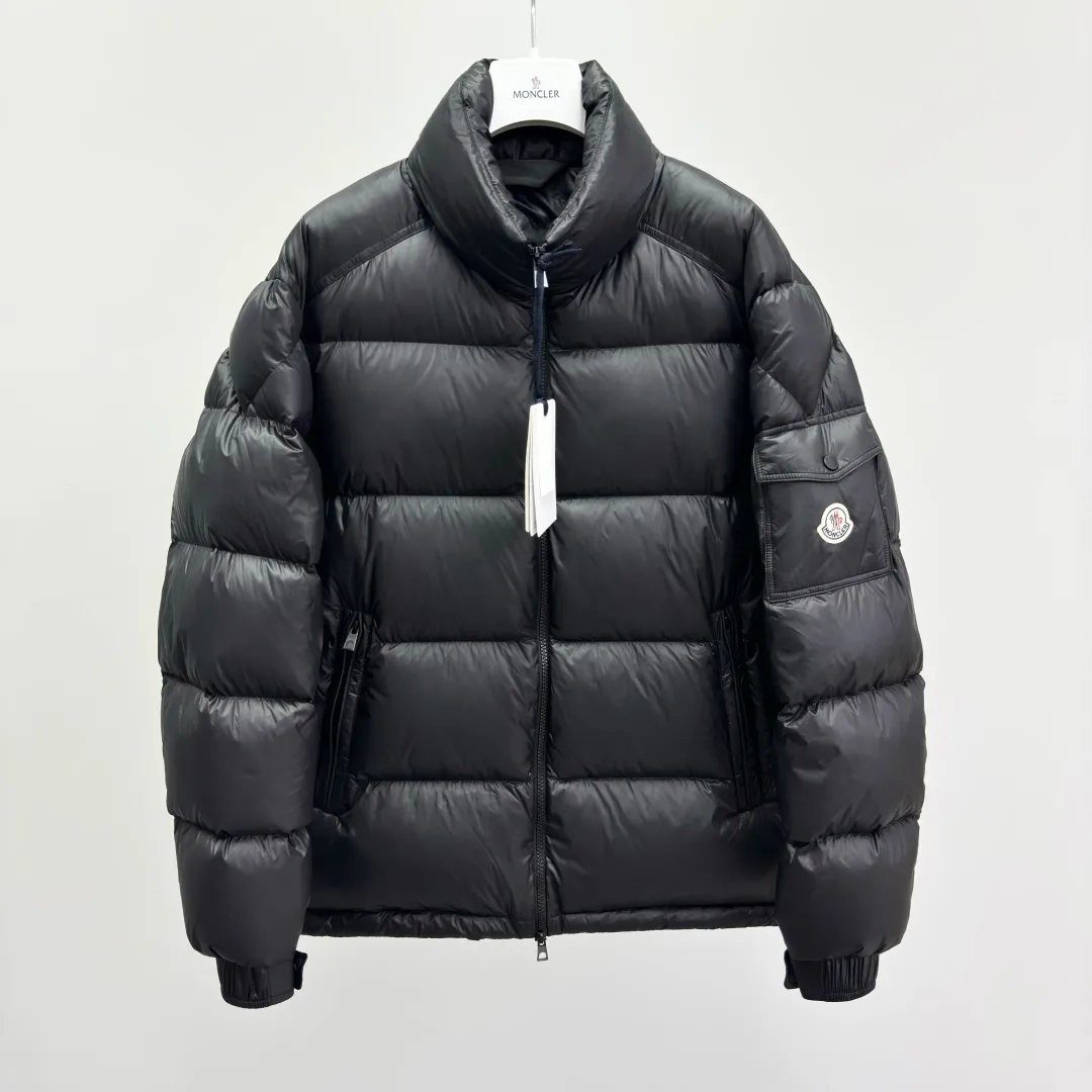 Men's Jackets And Down Jackets MONCLER 17927103