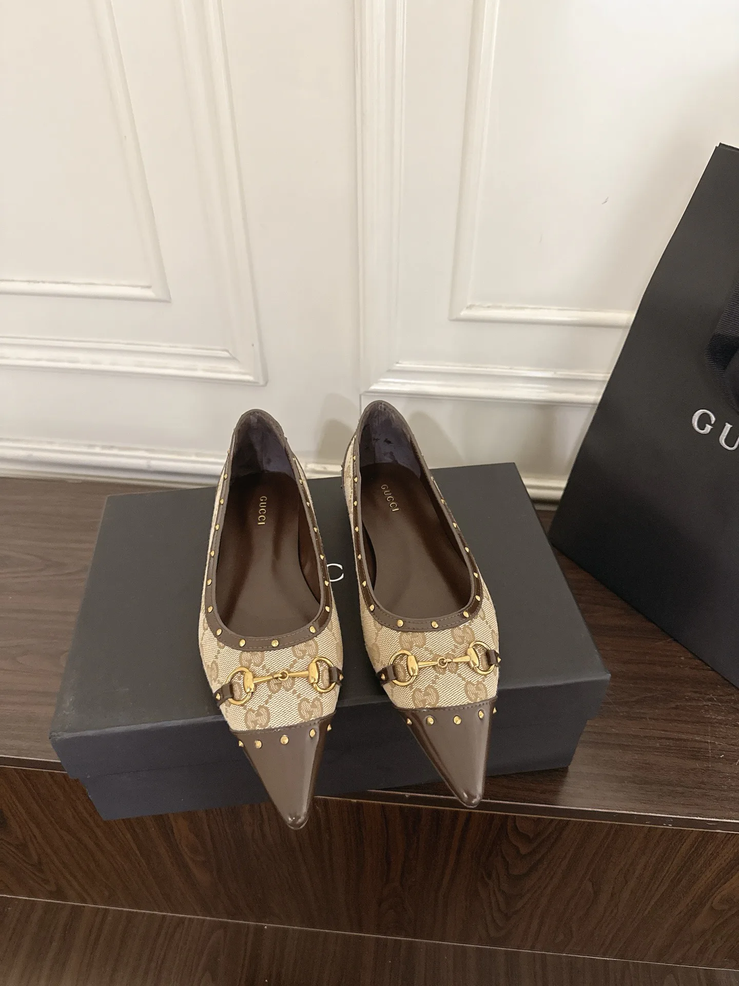 Women's Ballet Flats GUCCI 18135557