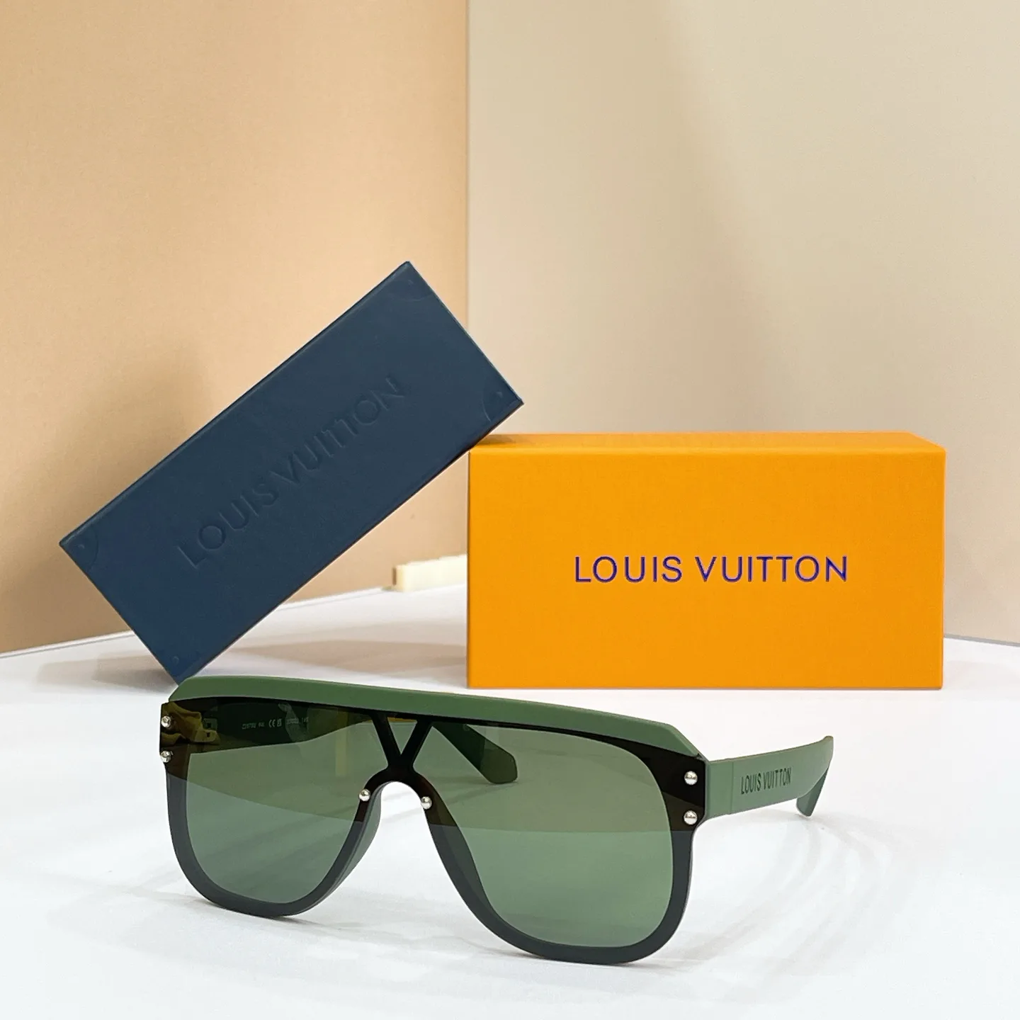 Glasses LOUIS VUITTON 17495845